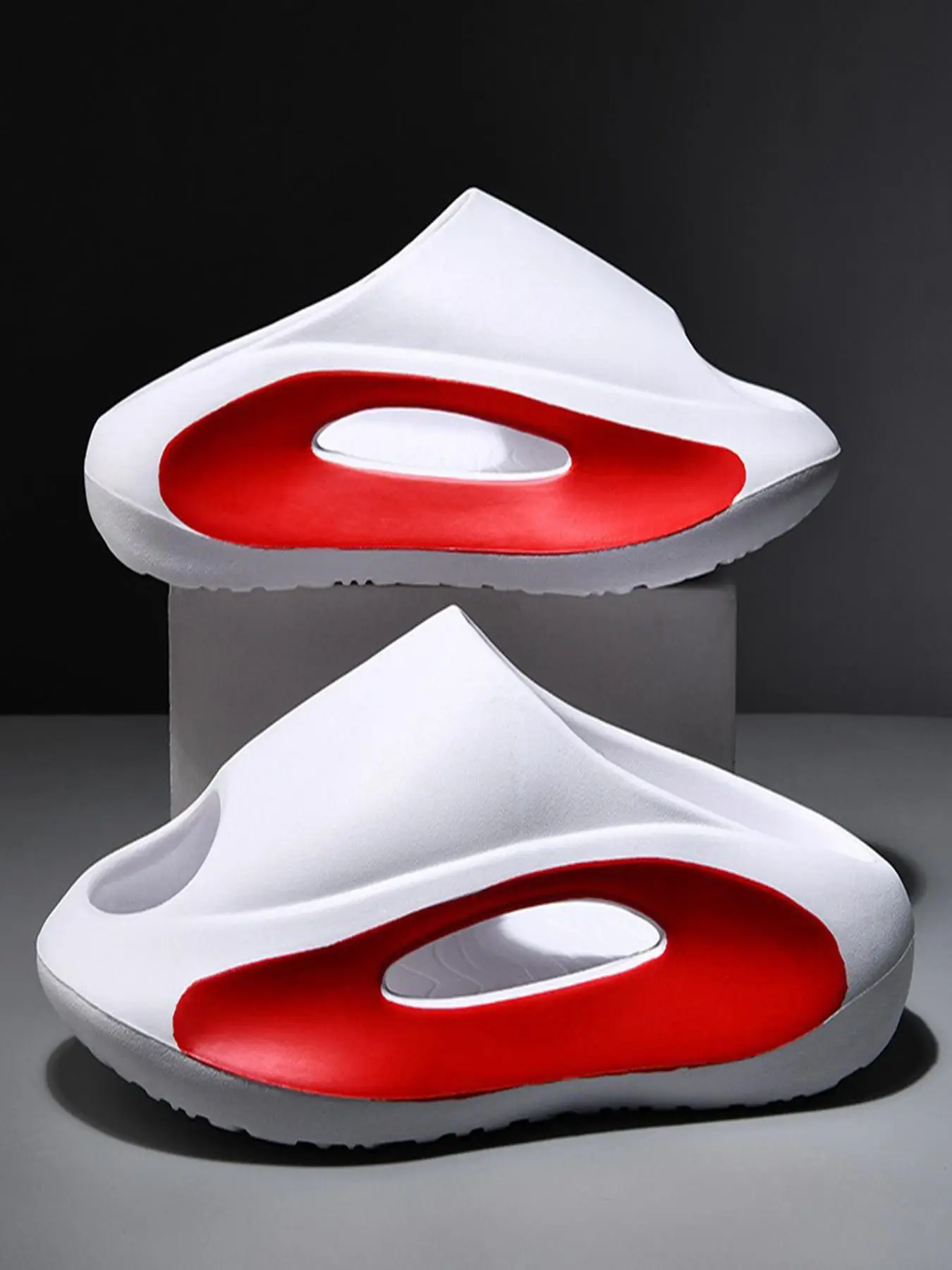 1 Pair Men's Summer 2024 Colorblock Hollow Out Design Slippers, Casual Outdoor Beach Sandals for Daily Wear, House Shoes Indoor and Outdoor