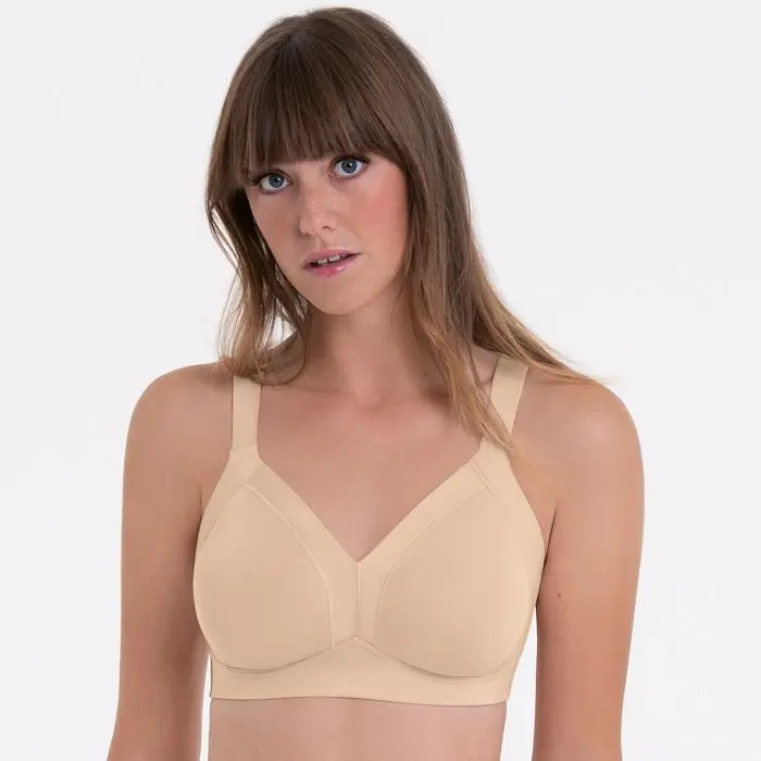 Women's Spacer Cup Shaper Bra - Lightweight Polyamide Blend with a Clean-Cut Finish for a Smooth, Invisible Silhouette, Women's Clothes, Comfortable, Style, Polyester, Minimalist, Elastane, 34C, 38C