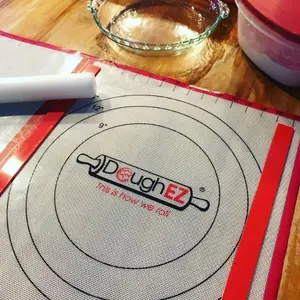 DoughEZ Non-Stick Silicone Rolling Mat and Guide Sticks for Baking - Mess Free Dough Rolling roll mat