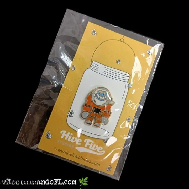 ENAMEL PINS: Abominable Snowman Enamel Pin