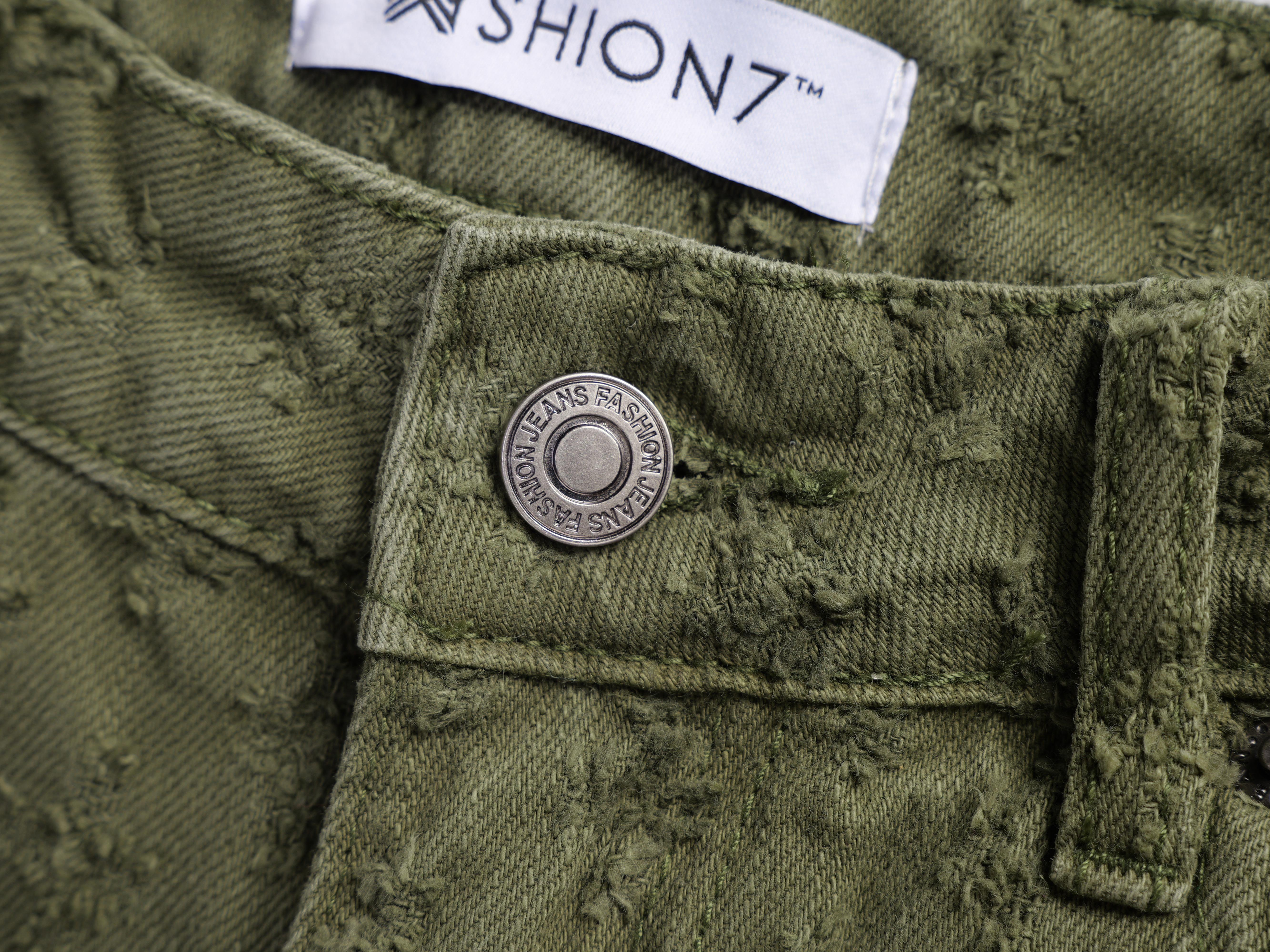 Green Distressed Denim Shorts For Men, Loosen Fit Mid Rise Summer Fashion Bottoms