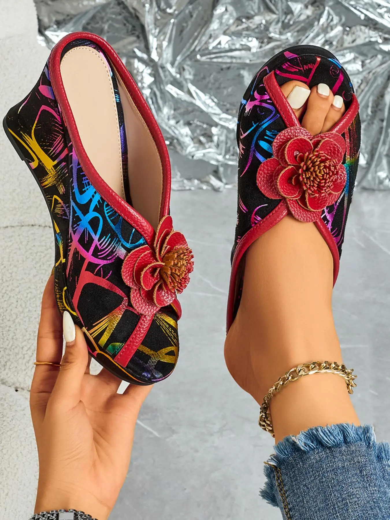 Women's Camo Pattern Flower Decorated Slip on Wedge Sandals, Comfortable Sandals for Daily Wear, Casual Summer Footwear, Chic Summer Footwear, Floral Sandals, Floral Design Sandals