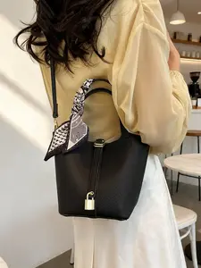 Trendy PU Crossbody Shoulder Bag, Casual Solid Design, All-Seasons Fashion Accessory, Ideal for Travel & Daily Use, Women's Unique Style, Fashion Crossbody Bags