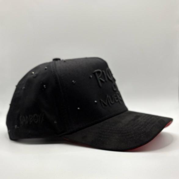 Rico o Muerto Piedreria Snapback Cap - Black with Embroidered "RICHT" & "O MUERT" Text, Classic Style, Adjustable Fit