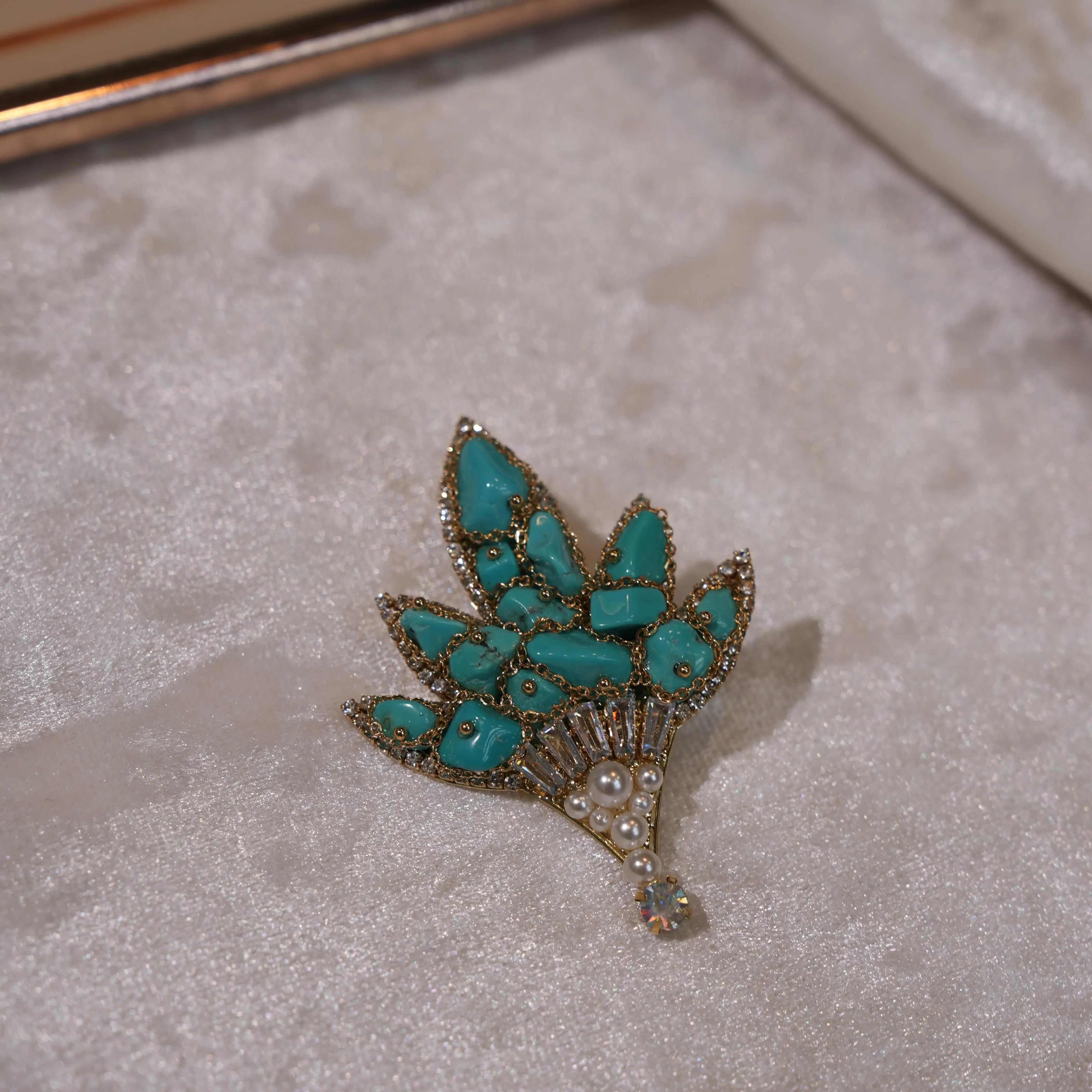 Turquoise Leaf Brooch Faux Pearl Rhinestone Vintage Boho Lapel Pin