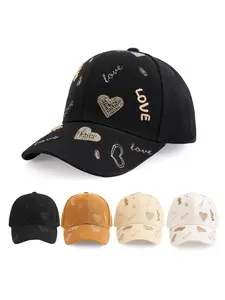 1PCmen's and women's universal LOVE heart embroidery baseball cap, a fashionable and casual multi-purpose outdoor sun protection hat, suitable for daily commuting, outdoor outings, vacation travels and other scenarios for outfit matching. It is also sui