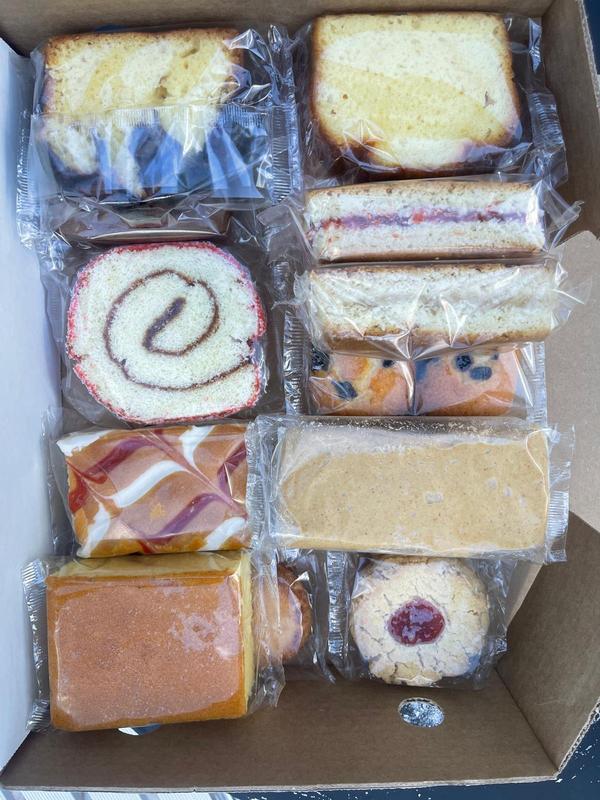 Jo Bakes Pastry Variety Box – 20 Individually Wrapped Pastries, Cake Slices, Sponge Cake, Guava & Coconut and More!