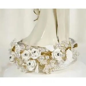 Gold Vintage Rose Pearl Cake Topper Base