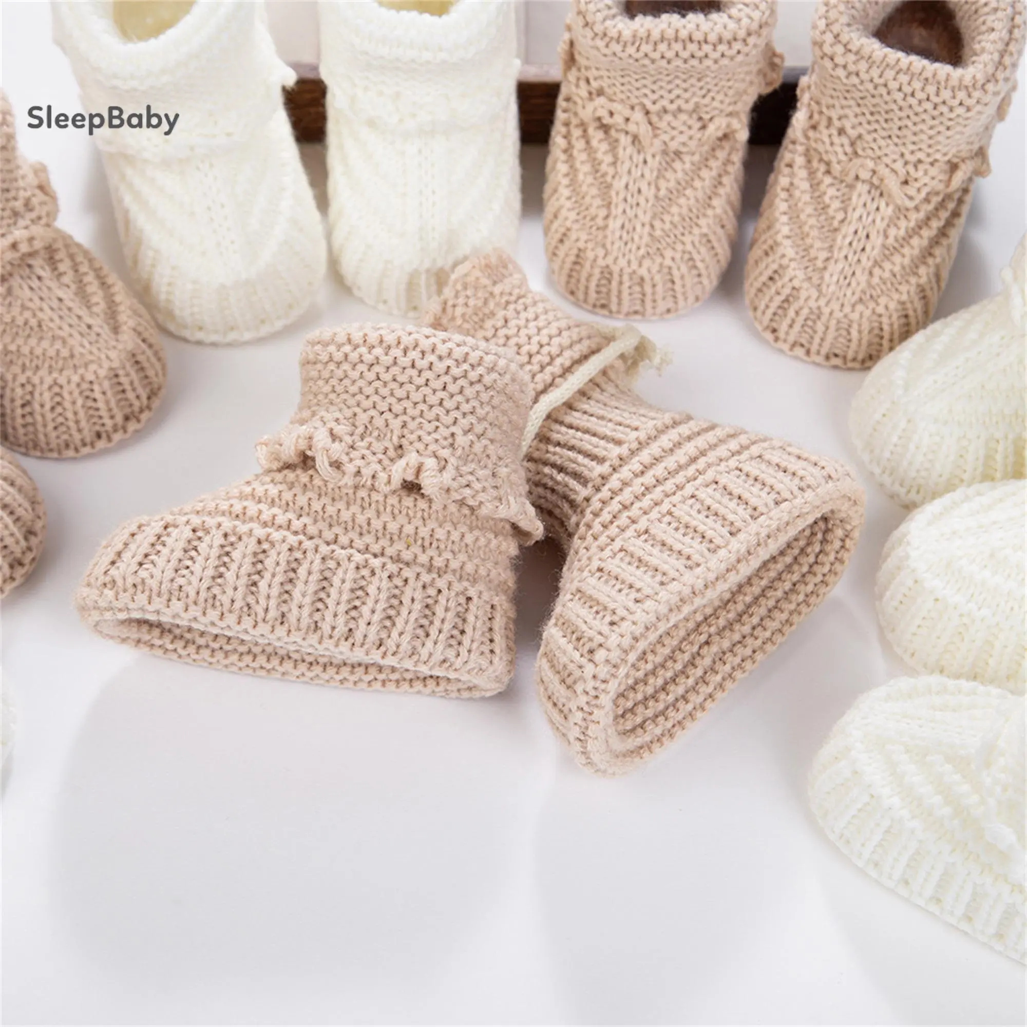 Unisex Newborn Knitted Crib Booties - 1 Pair of Solid Color Cotton Blend Soft-Soled Warm Casual Prewalker Shoes for 0-6 Months, Newborn Walking Shoes with Knitted Fabric Bootie Shape, 1 Pair Of Shoes