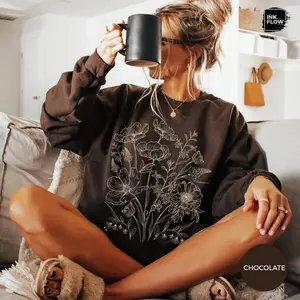 Vintage Pressed Flowers Sweatshirt, Boho Cottagecore Sweater, Botanical Wildflowers Gift, Nature Lover Sweatshirt, Nature Sweatshirt, Floral Top