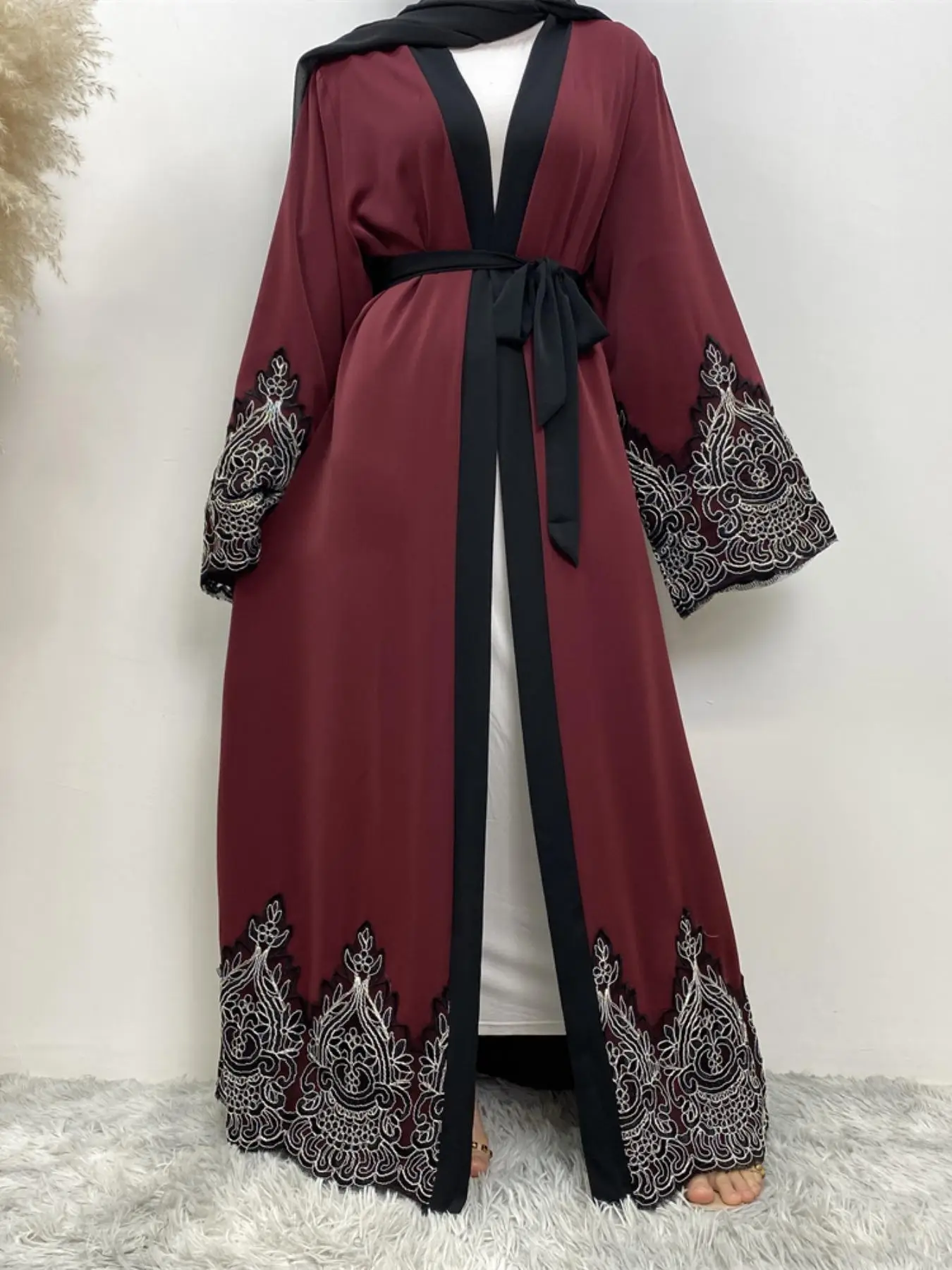 Women's Floral Embroidery Belted Lounge Robe, Modest Long Sleeve Round Neck Dressing Gown for Women, Women's Islamic Clothing for Daily Wear