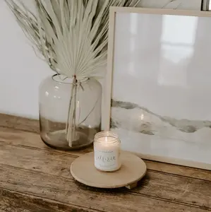 Round Wood Pedestal Stand