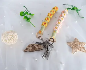 Macrame Wristlet Macrame Flower Wristlet Macrame Daisy Wristlet Boho Accessory Keychain Valentine's Day Gift