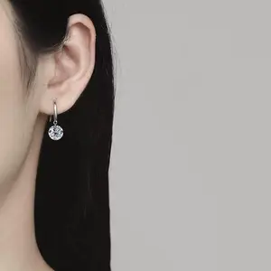 A379 Craig Synthetic Moissanite Stud Earrings, Female Adult Fashion Artificial Gemstone Jewelry Accessories