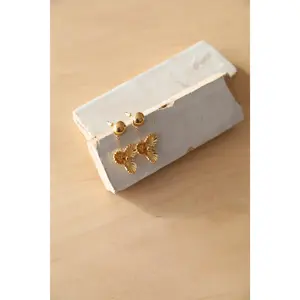 Rae: Flower Earrings