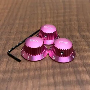 Warmtone CG Anodized Aluminum Strat Knob Set “Pink”