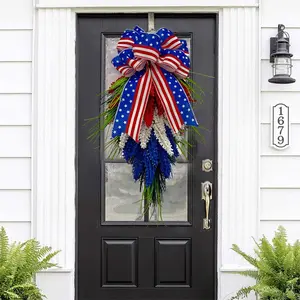 Artificial wheat sheaf wreath suitable for the American patriotic Memorial Day on July 4th. A festive red, white and blue wreath hanging decoration. Beautiful and unique. Suitable for decorating the entrance and walls of the home with this wreath.