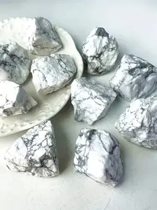 Natural Howlite Crystal And Gem Raw Stone Healing Crystal Stone Home Decoration And Aromatherapy Stone