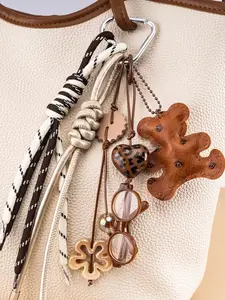 Vintage Handmade Braided Knot Little Bear Bag Charm, Leopard Print Heart Pu Little Bear Mini Glasses Pendant, Vintage Niche High-End Feel, A Delicate Decoration For Tote Bags / Commuter Bags, An Ideal Gift For Friends And Family