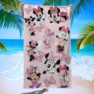 Minnie Girl Heart Beach Towel, Light Gradient Love Print Bath Towel, Soft Skin-Friendly Towel for Home Shower Outdoor Beach Gift