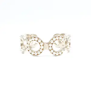 Pre-owned Chanel Gold Metal Bracelet T10381270