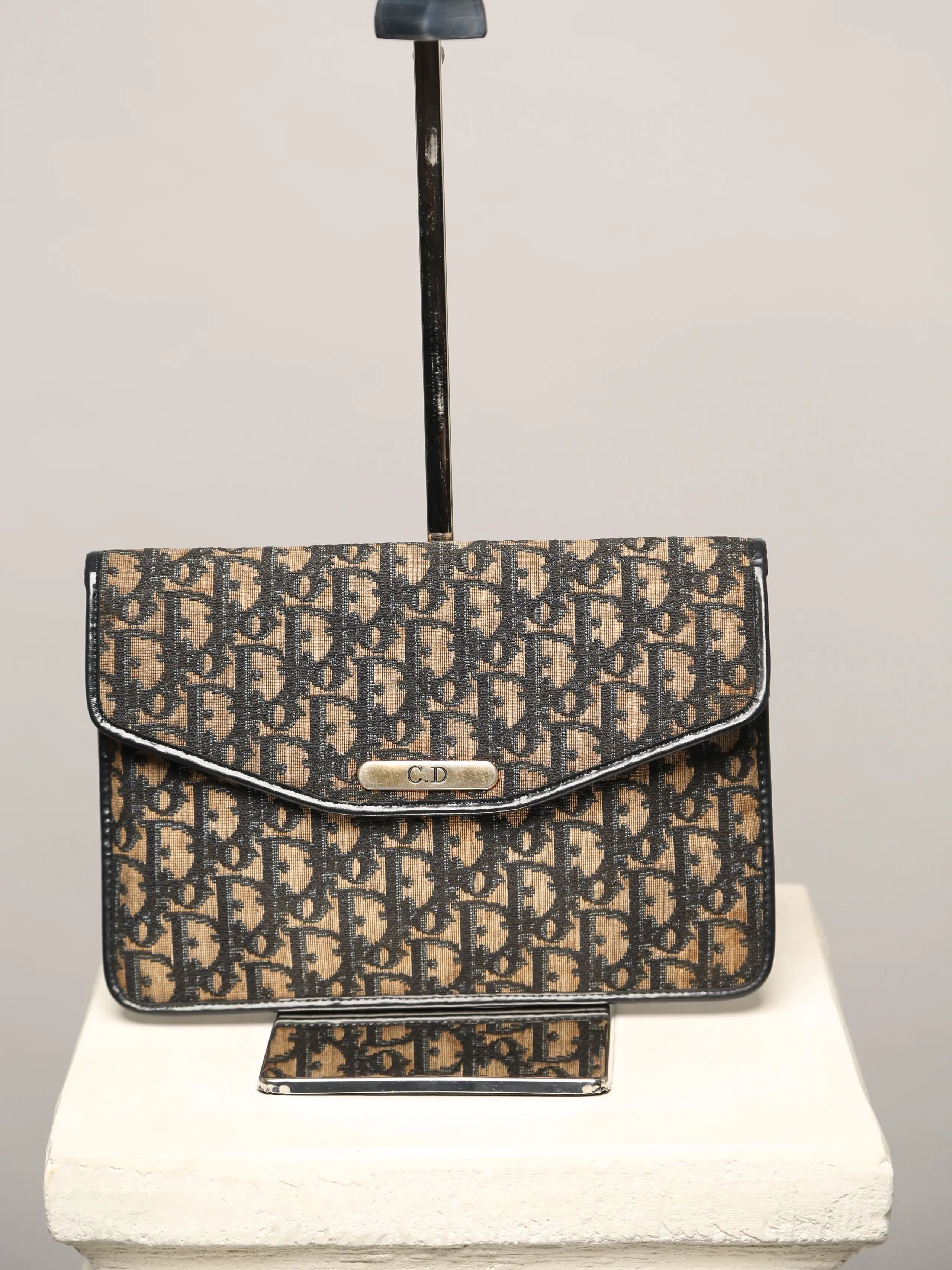 Pre-owned Dior Canvas Clutches & Wristlets CHRISTIAN Clutch