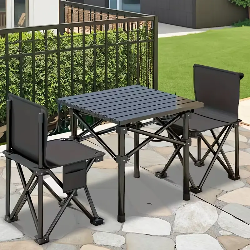 Folding Camping Table - Foldable table suitable for tailgate gatherings or camping sites, with carrying bag - Lightweight and portable, ideal for the beach, picnics, tailgates, and outdoor use