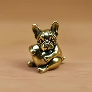 Vintage Cute Brass Dog Heart Figurine Statue, Retro Copper Desktop Decor, Sculpture Desk Decor, Home Decoration Gift, Creative Artistic Birthday Present, Decorative Figurines