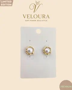 Petal Bezel Pearl Stud Earrings