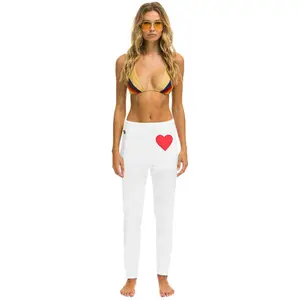 HEART STITCH JOGGER SWEATPANTS - WHITE
