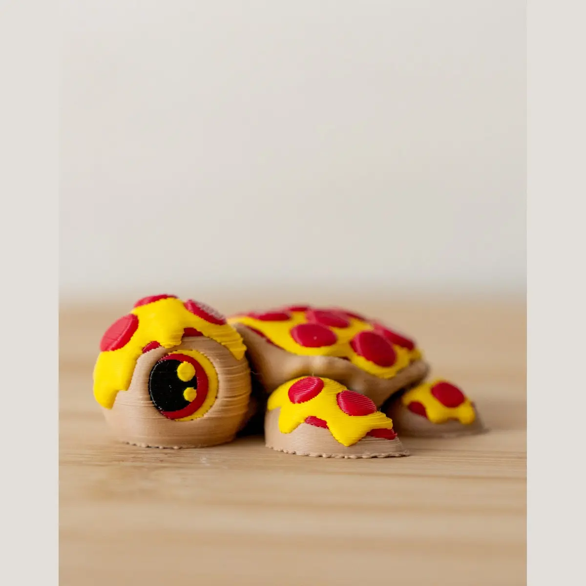 Pizza Turtle Articulated Fidget Toy - 3D Printed Flexi Turtle with Pizza Shell - Funny Sensory Desk Toy for Kids & Adults - Foodie Gift, No Assembly