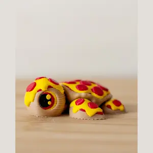 Pizza Turtle Articulated Fidget Toy - 3D Printed Flexi Turtle with Pizza Shell - Funny Sensory Desk Toy for Kids & Adults - Foodie Gift, No Assembly