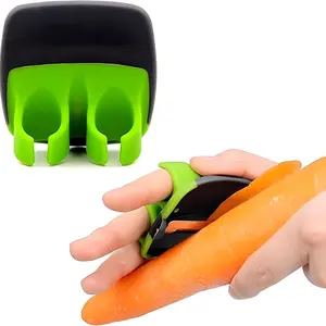 Handheld Vegetable Fruit Peeler, Palm Grip Design, Comfortable Rubber Handle, Ideal for Peeling Pumpkins Carrots Cucumbers Potatoes, Utensils