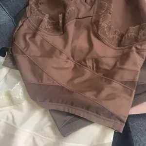 Morelect 5/8 Pack Women‘s High Waist Panties, Cross-Front Design & Side Lace Briefs, Lightweight Breathable Everyday Underwear, All Season Comfort Undies