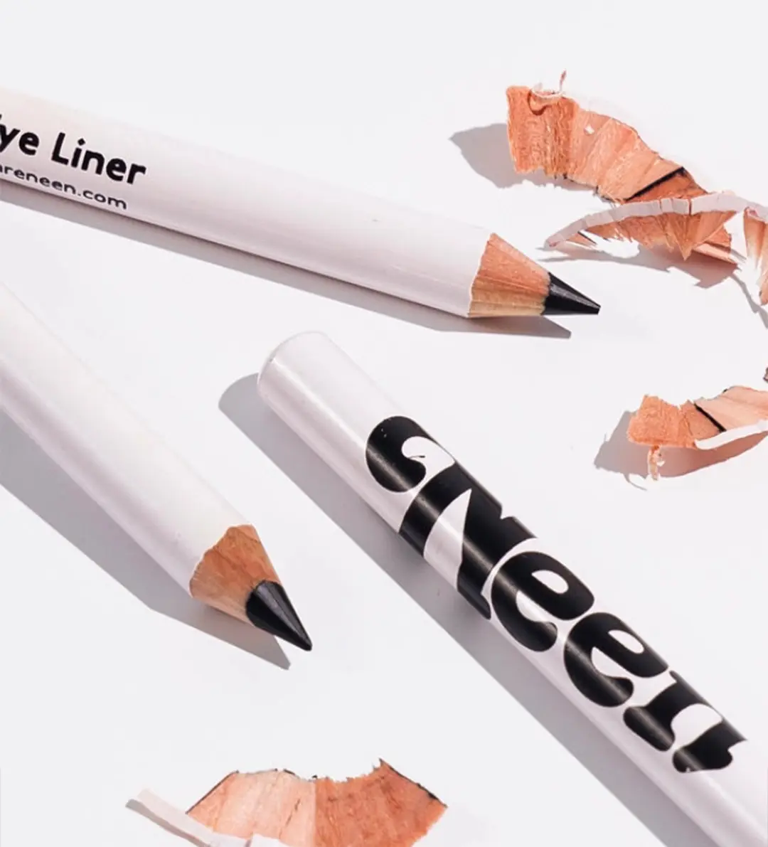 Makeup: Side Eye Liner Pencil Eyeliner - Cosmetic -