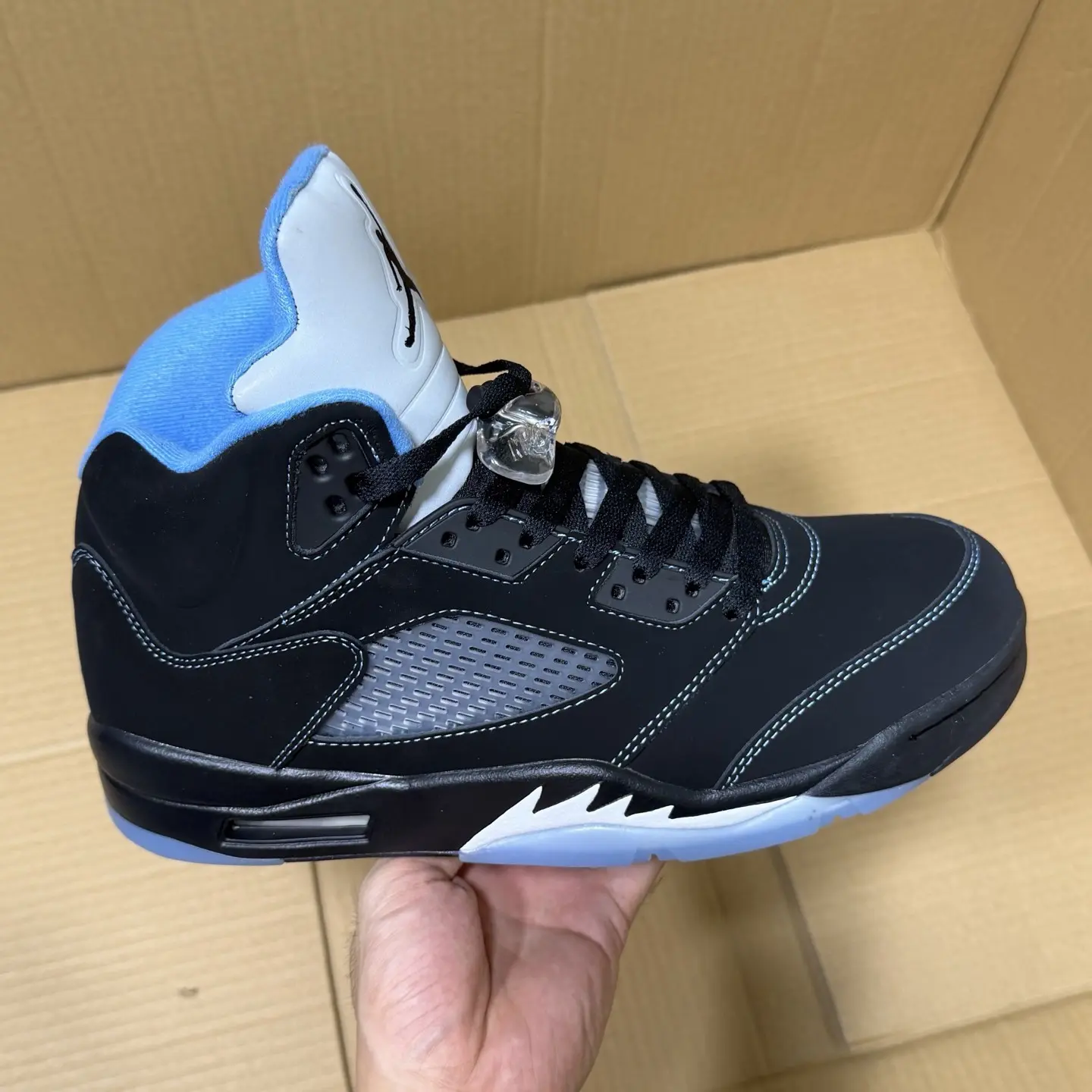 Unisex High‑Top Retro Basketball Sneakers Black Nubuck Upper Light‑Blue Inner Collar Grey Mesh Side Panel White Tooth Detail Ice‑Blue Translucent Outsole Lace‑Up Street Sport Shoes For Men Women