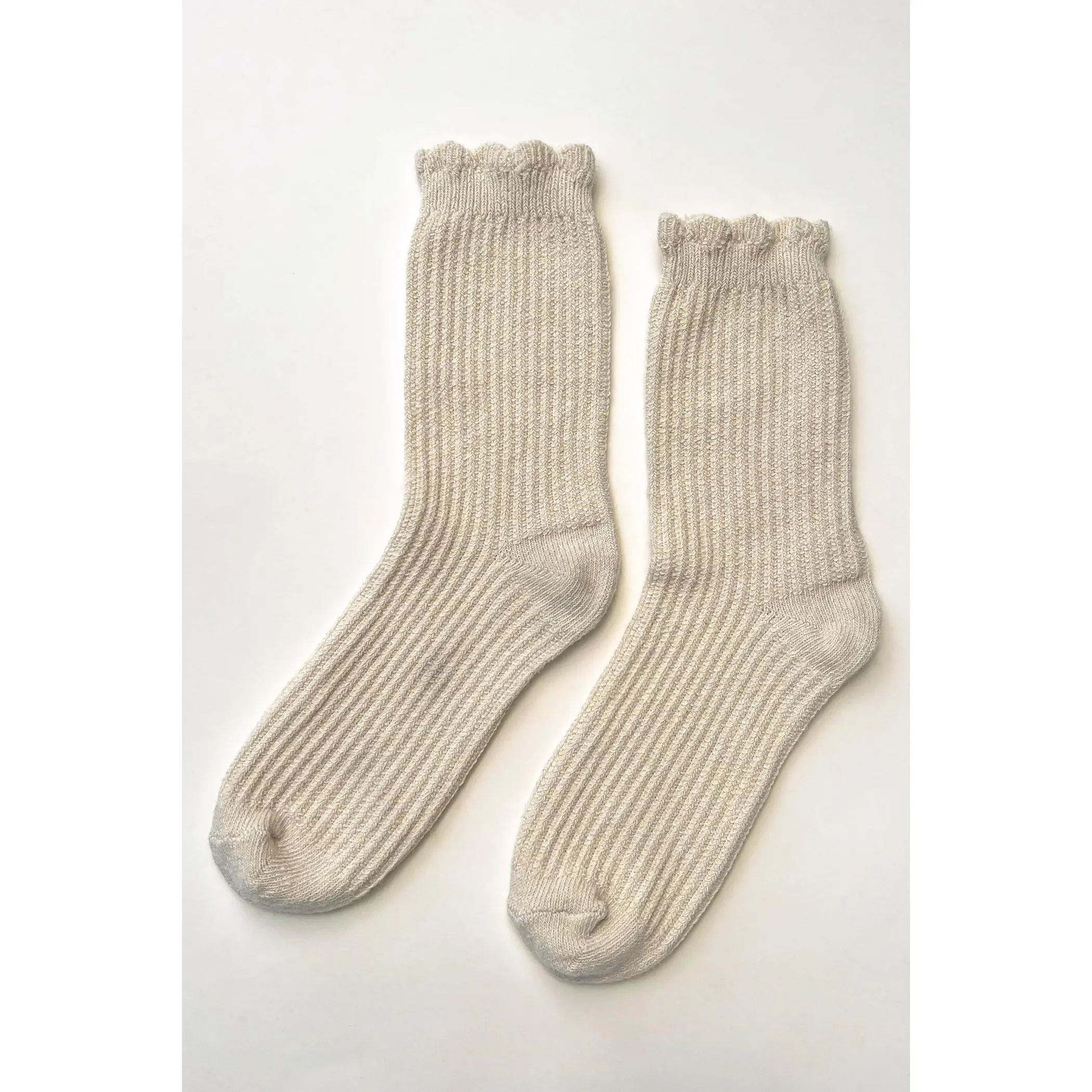 Linen Scallop Socks in Naturel