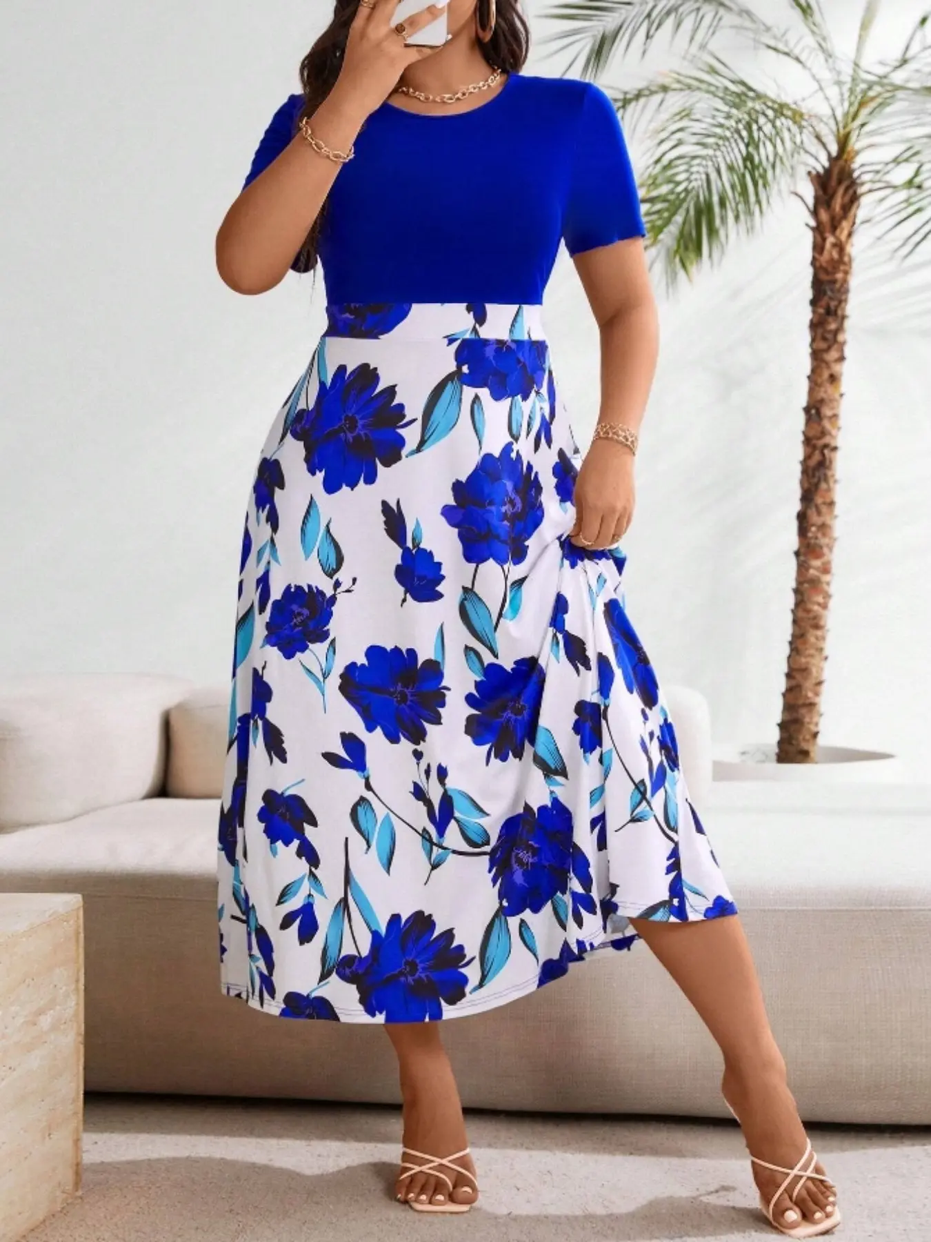 Plus Size Elegant Short Sleeve A-Line Dress, Spring Summer Women's Floral Print Round Neck Stretch Dress, Fitted Style, Casual Wear