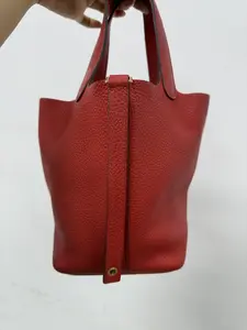 Pre-owned HERMÈS Taurillon Clemence Top Handle Bag Picotin 18 Rouge 68558553
