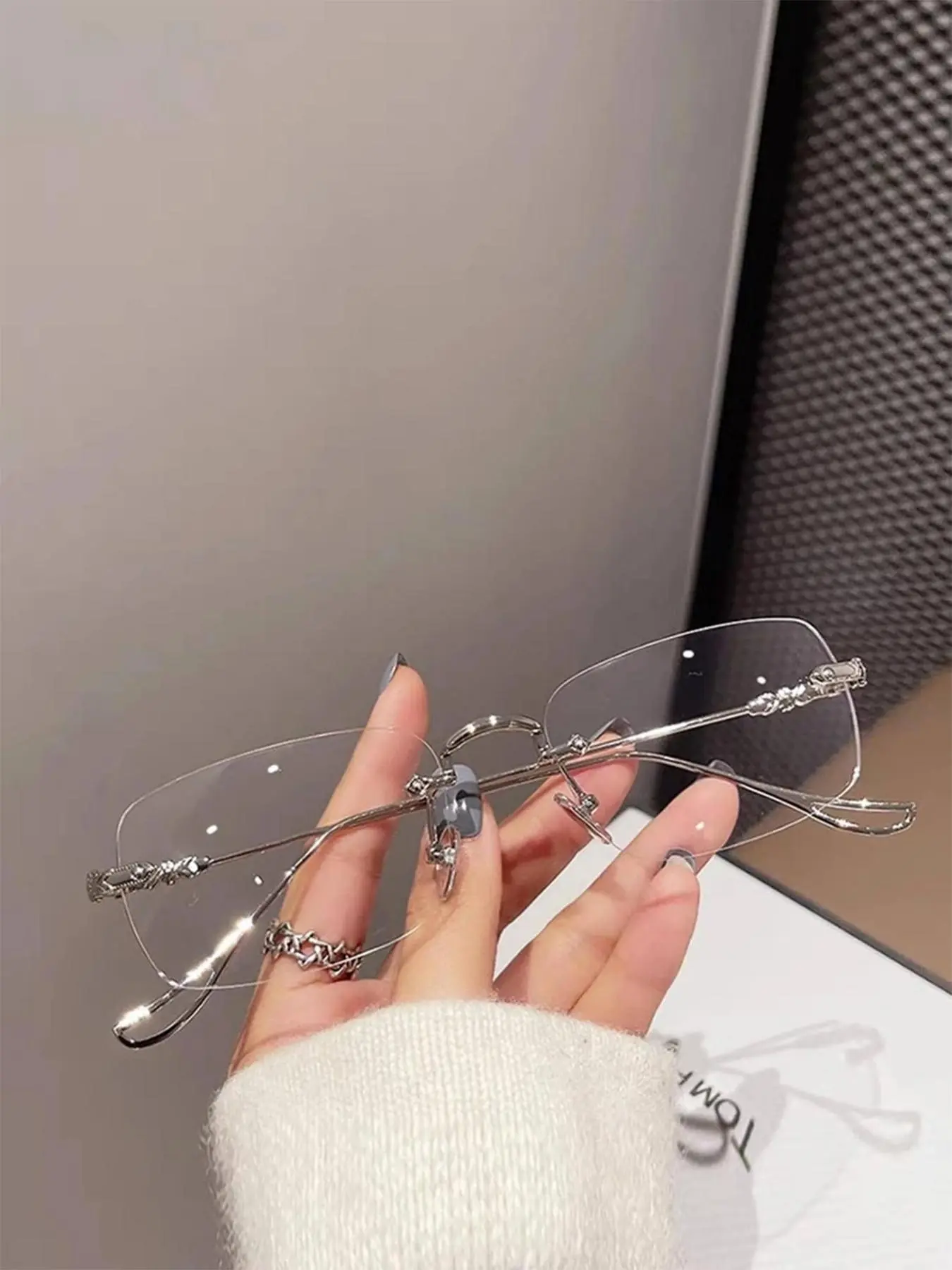 Unisex Rectangle Rimless Eyeglasses, Durable Metal Frame, Trendy Casual Anti-blue Light Eyeglasses for Everyday Use, Stylish Glasses, Bluelight Fashion Glasses, Fashion Accessories for Outdoor Activities, Lightweight Durable Glasses