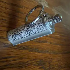Permanent Match Lighter, Kerosene Igniter, Keychain, Metal Match Open Flame Igniter Equipment, Portable Metal Keychain Men's Gift, Suitable For Outdoor Camping And Hiking (Kerosene Is Not Included In Delivery, You Need To Bring Your Own Kerosene