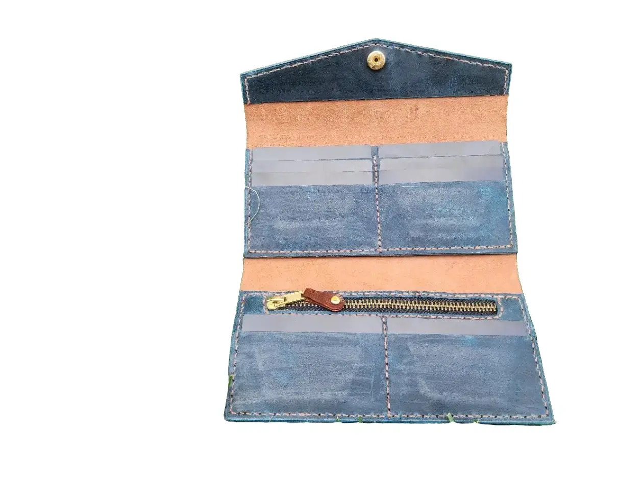 Women's Handmade Wallet in Natural Grain Cowhide, Hand-Stitched with Custom Initials - Personalized Anniversary Gift