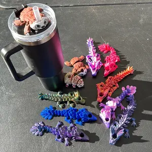 3D Printed Straw Buddies Green Lizard Desk Decor & Mini Animal Collection Perfect for Fidgeting While Sipping Your Favorite Beverage Kids & Adults Love Them Alike