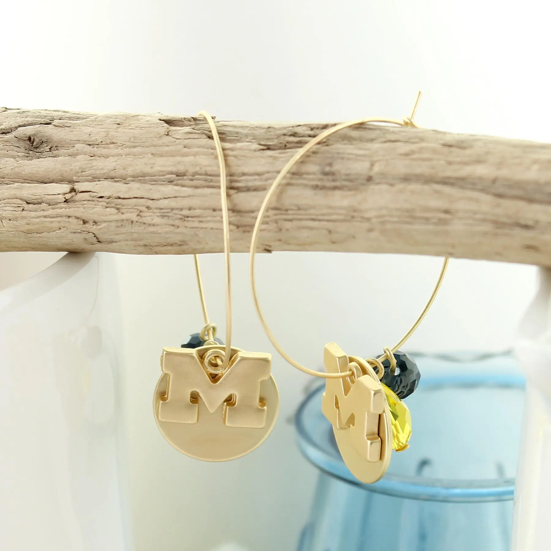 Michigan Matte Logo Hoop Earrings - Gld
