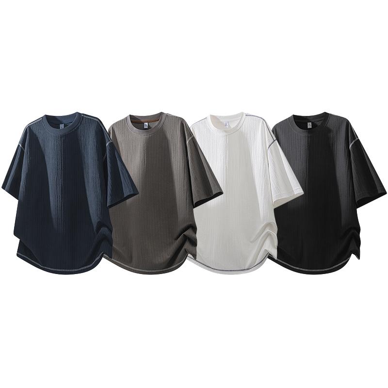 Men’s solid-color crew neck short-sleeve T-shirt featuring exposed thread design and jacquard texture—fashionable casual athletic style. Simple, versatile, comfortable, breathable, and skin-friendly; suitable for everyday wear and outdoor sports.