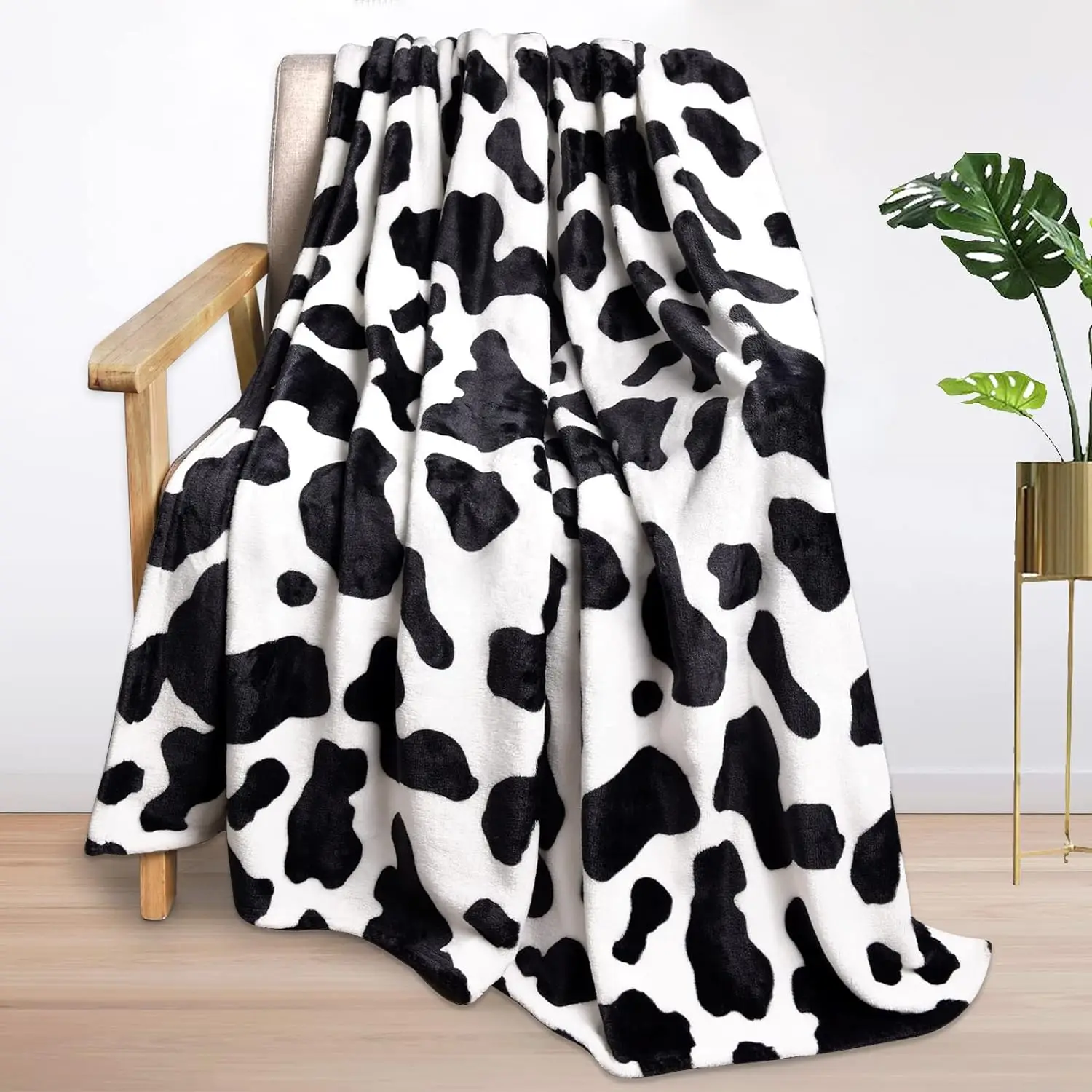 Bedroom Decor Cow Print Throw Blanket, 1 Count Multifunctional Soft Lightweight Throw Blanket for Couch Bed Sofa Travel, Christmas Gifts, Christmas De