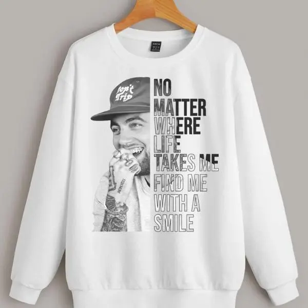 Mac Miller Crewneck Sweatshirt, Find Me With A Smile Miller Graphic Pullover, Rap Icon Tribute Crewneck Retro Tee Casual Unisex Cotton Sweatshirt Inspirational Hip-Hop Graphic Top, Unisex Cozy Fleece Apparel Gift for Mac Miller Lovers and Music Collectors