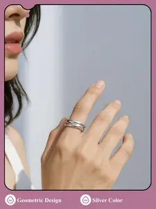 Unisex Geometric Silver Color Three Ring Interlocking Couple Rings, Stylish Stackable Design, Perfect Gift for Him & Her
