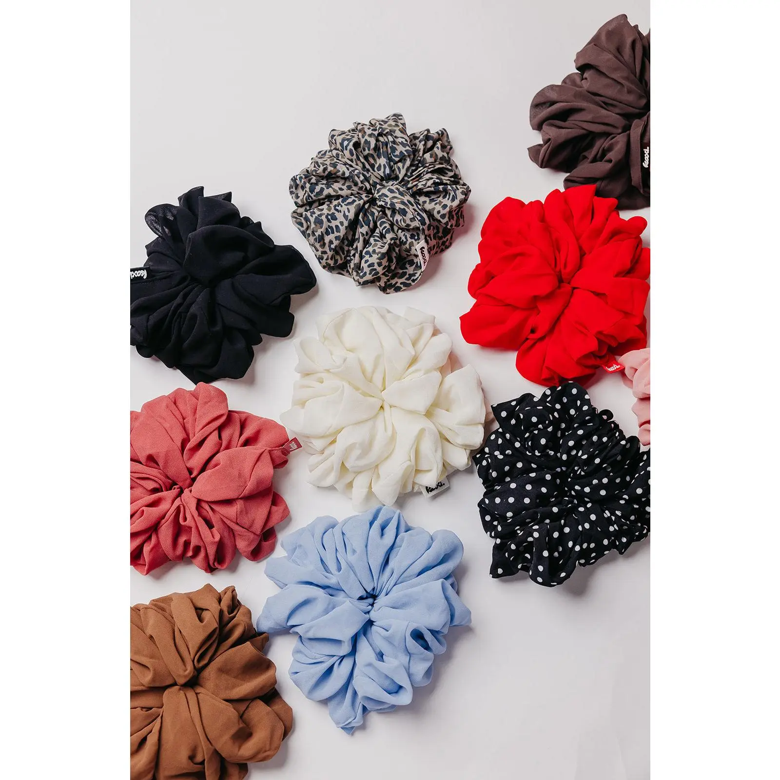 JUMBO SCRUNCHIE