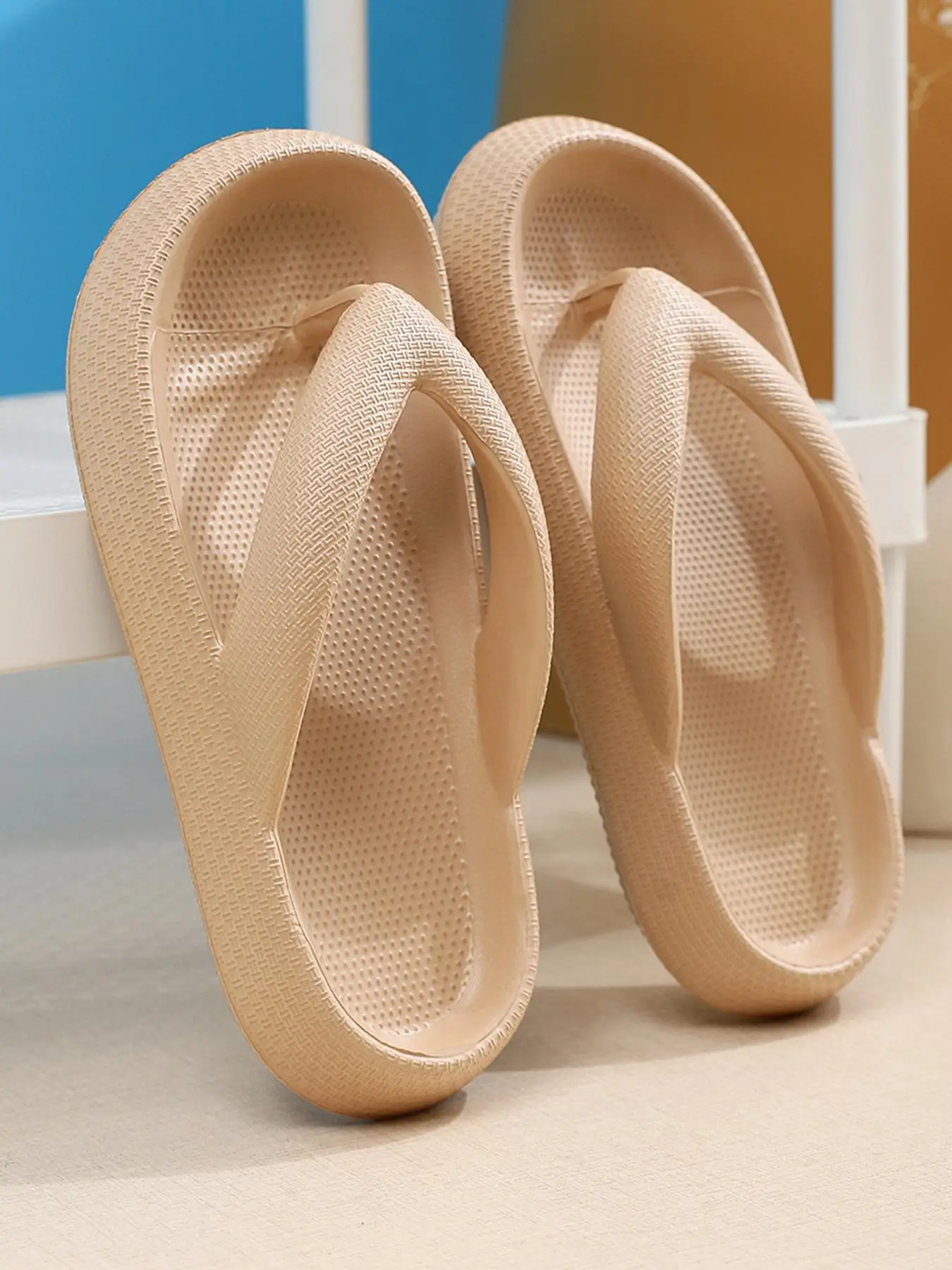 Summer 2024 Simple Plain Textured Thick Sole Non-slip Flip Flops Comfort Sandals, Casual Vacation Beach Walking Shoes for Beach Holiday Vacation, Indo